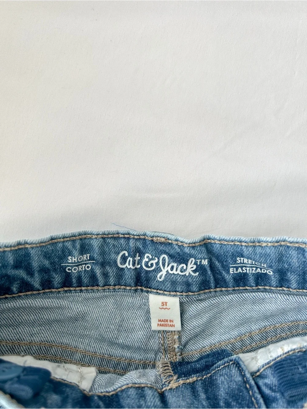 Cat & Jack Blue Denim Lace-Trim Girls Shorts • Sz 5T